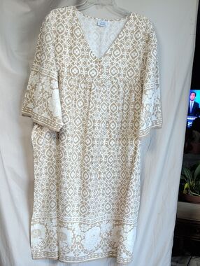 Only Necessities Plus Size Beige and White Patterned Dress Boho Tunic Vacation